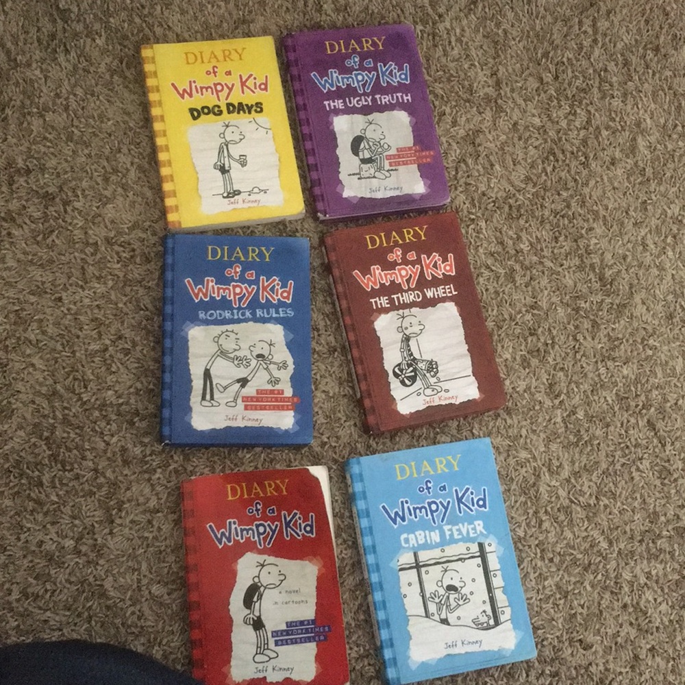 Diary of a Wimpy Kid set of books